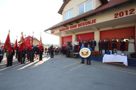 100 letnica PGD Begunje  gasilska parada 16 Foto Ljubo Vukelič